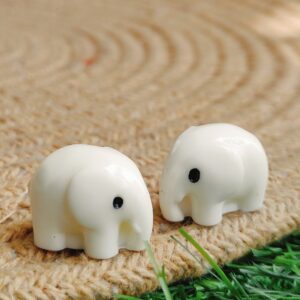 Tiny Safari Elephant Miniature Set