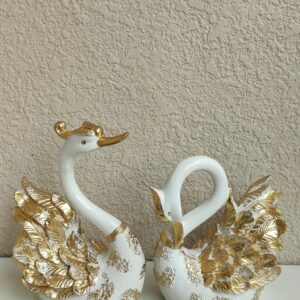 Luxury Ivory Gold Swan Set
