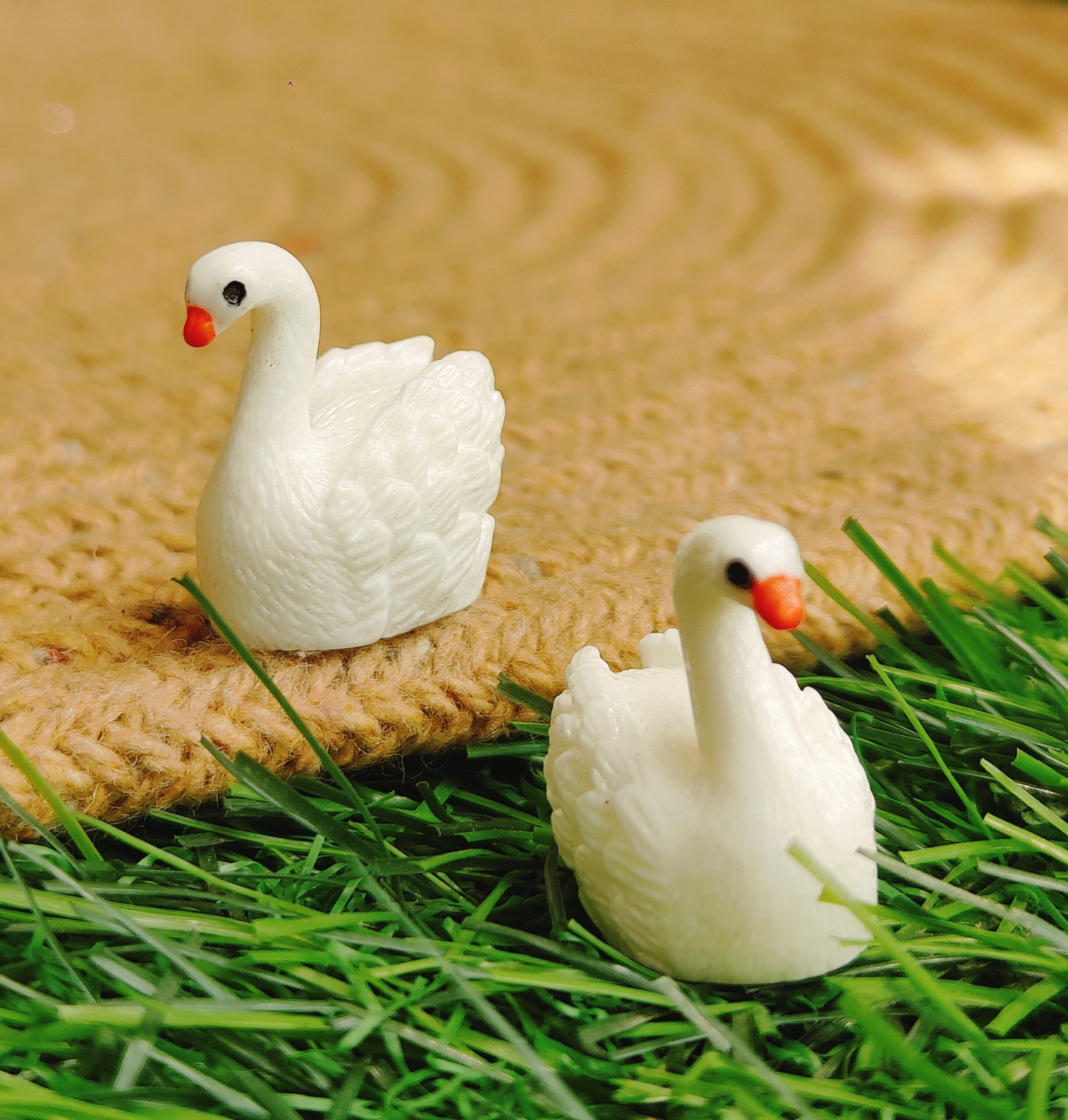 Tiny Pond Duck Miniature Set