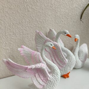 White Duck Decore